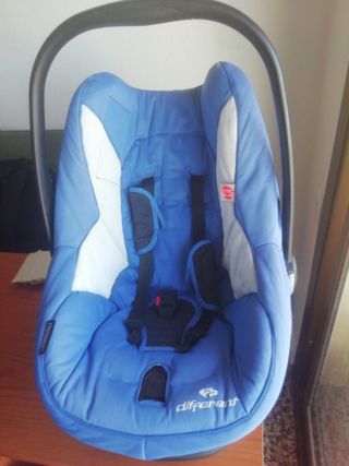 Silla de coche para bebé azul