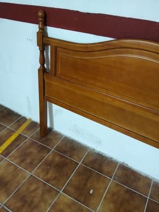 Cabecero de cama de matrimonio de madera