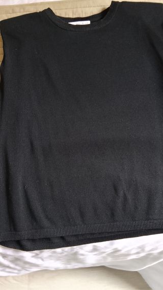 Blusa chaleco Sfera negra con hombreras