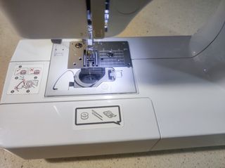 Máquina de coser Brother DS-120