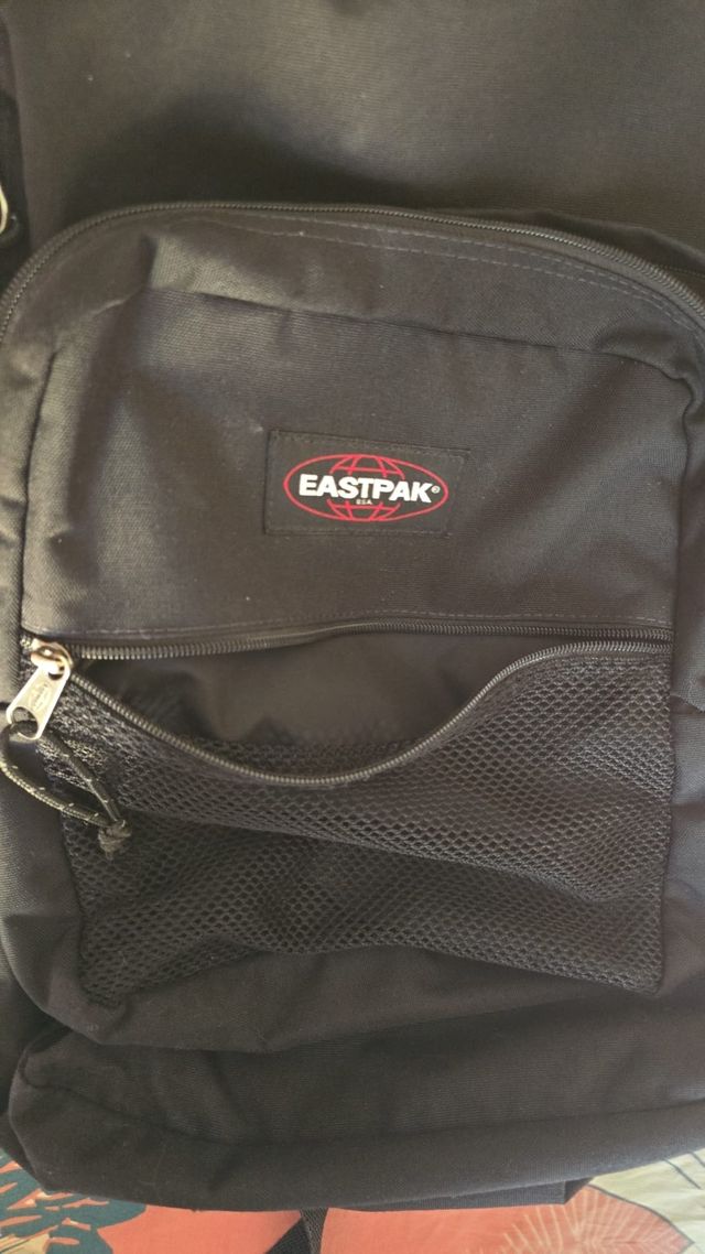 Zaino Eastpak 38L Nero