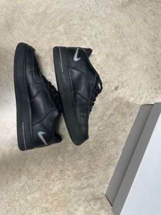 Nike Air Force 1 Negras Talla 38,5