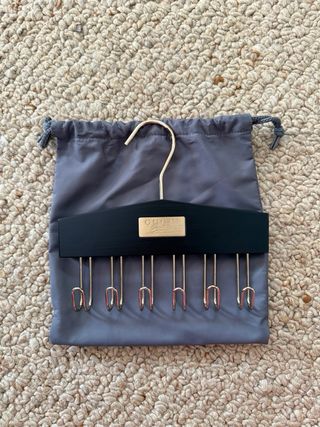 Colgador de cinturones Gucci Made to Measure