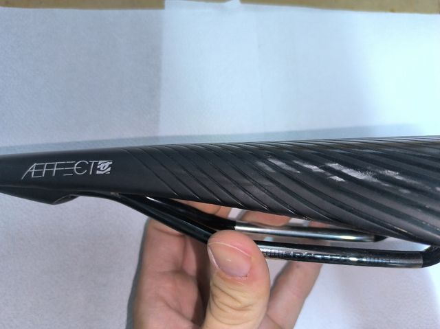 Sillín RaceFace Aeffect Negro