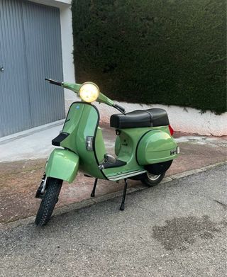 Se vende Vespa 200cc