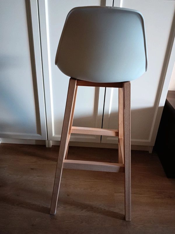 Taburete Alto Madera y Plástico Blanco