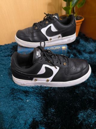 Zapatillas Nike Air Force Negras y Blancas