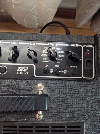 Amplificador Vox Valvetronix AD30VT