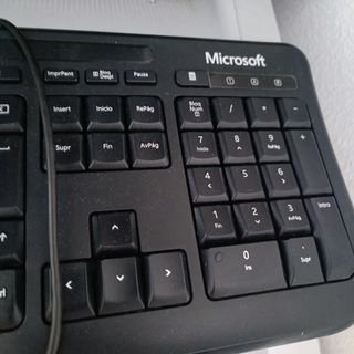 Teclado Microsoft Negro Silencioso