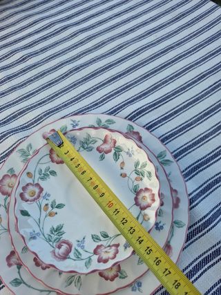 Plato de postre Churchill floral