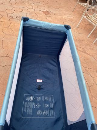 Cuna de viaje plegable