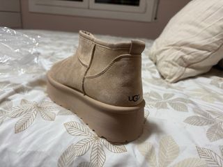 Botas UGG Beige Plataforma