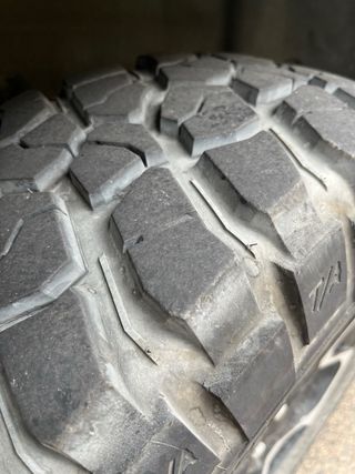5 Neumáticos BFGoodrich Mud-Terrain T/A KM2