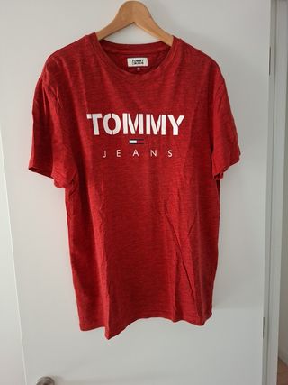 Camiseta Tommy Jeans Roja Talla M