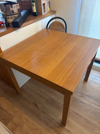 Mesa de comedor de madera plegable