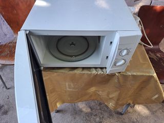 Microondas blanco