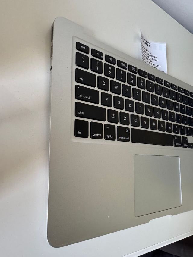Tastiera e trackpad per MacBook Air 13