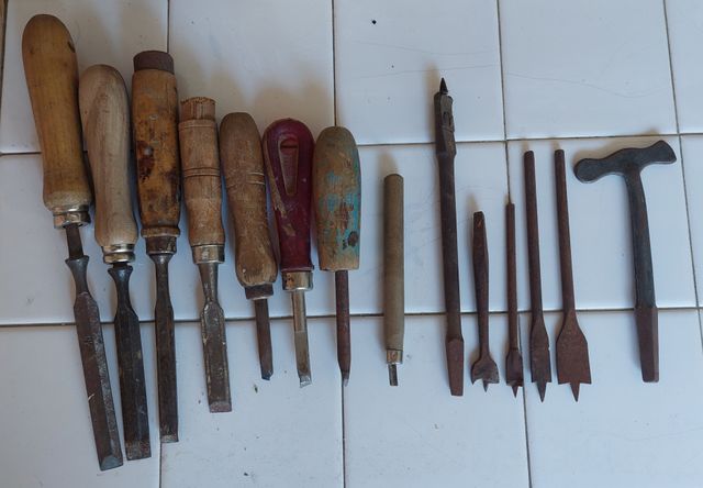 Set 8 scalpelli + 6 utensili intaglio