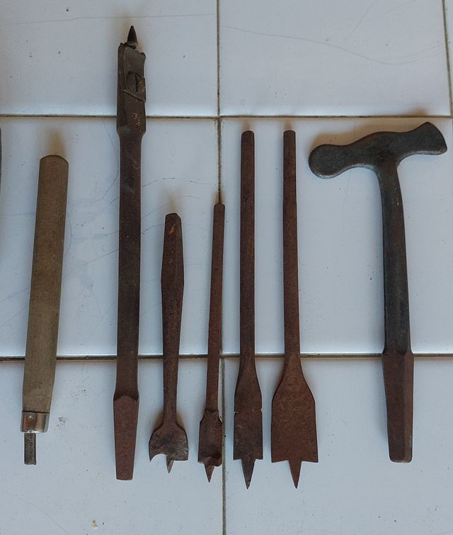 Set 8 scalpelli + 6 utensili intaglio