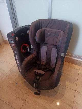 Silla coche Bébé Confort Axiss giratoria