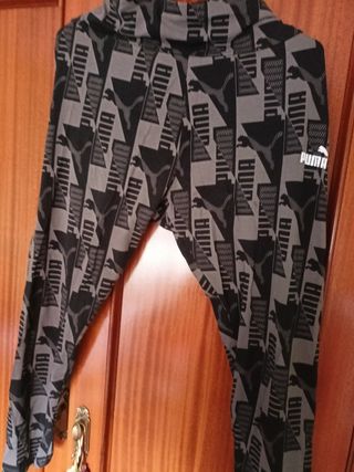 Mallas deportivas Puma grises y negras