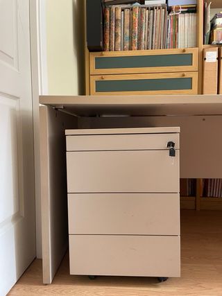 Escritorio despacho con cajonera móvil