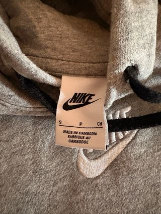Sudadera Nike Gris con Capucha