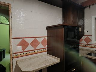 Muebles de cocina madera y piedra