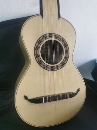 Guitarro de 5 órdenes Lorca