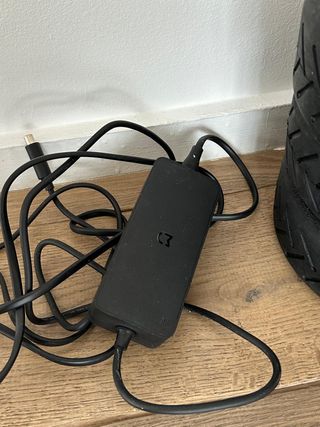 Ruedas, Bomba y CARGADOR Patinete Xiaomi