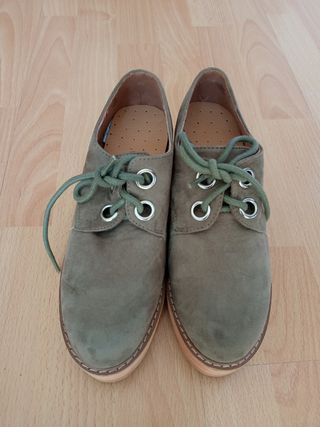 Zapatos nuevos.