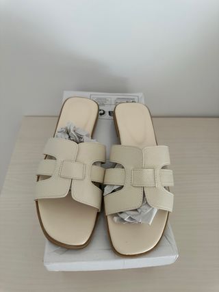 Sandalias pala-talón beige