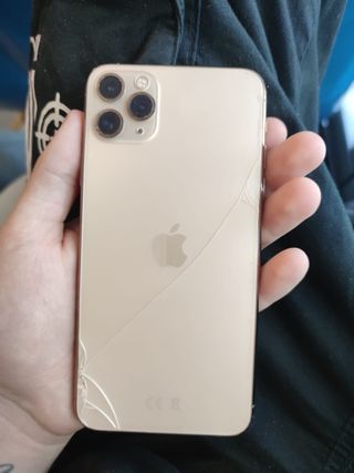 iPhone 11 Pro Max in oro 