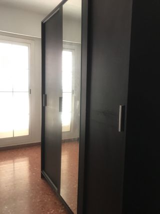 Armario 3 puertas madera y cristal