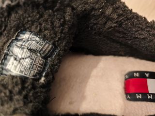 Zapatillas Tommy Jeans Negras Borreguito