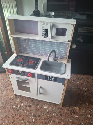 Cocinita de juguete