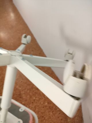 Silla elevable infantil rosa y blanca