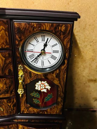 Joyero con reloj y cajones de los años 80/90