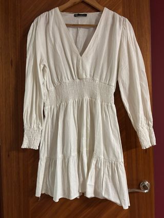 Vestido Zara blanco manga larga