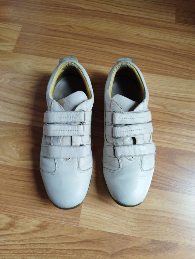 Zapatos sport caballero blancos