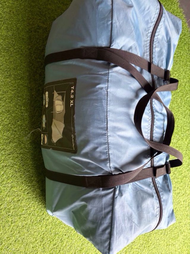 Tienda de campaña Quechua 4 personas