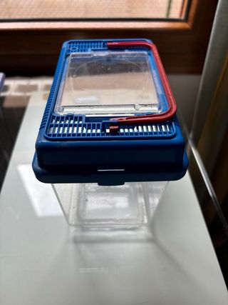 Transportín pez y lámpara pecera