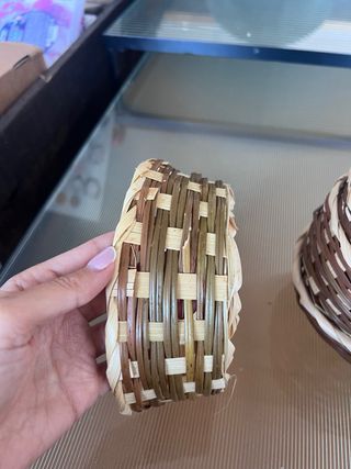 Cestas de bambú y mimbre