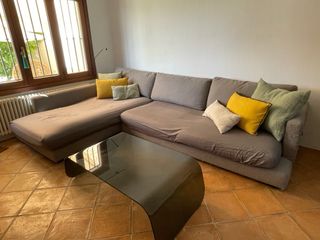 Sofá Chaiselong Gris ,  comprado en la Oca