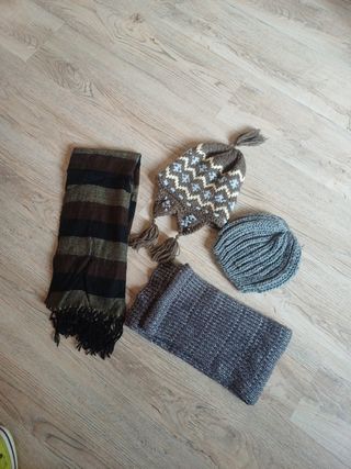 2 Conjunto gorros y bufandas invierno