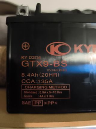 Batería Kymco GTX9-BS 12V 8Ah