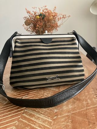 Bolso Bimba y Lola  rayas topo y negro en tela . 