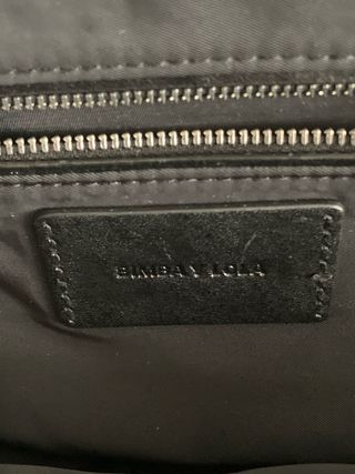 Bolso Bimba y Lola  rayas topo y negro en tela . 