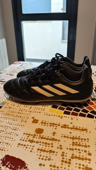 Botas de fútbol Adidas Copa
Niño n 36