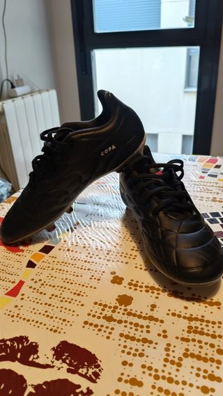 Botas de fútbol Adidas Copa
Niño n 36